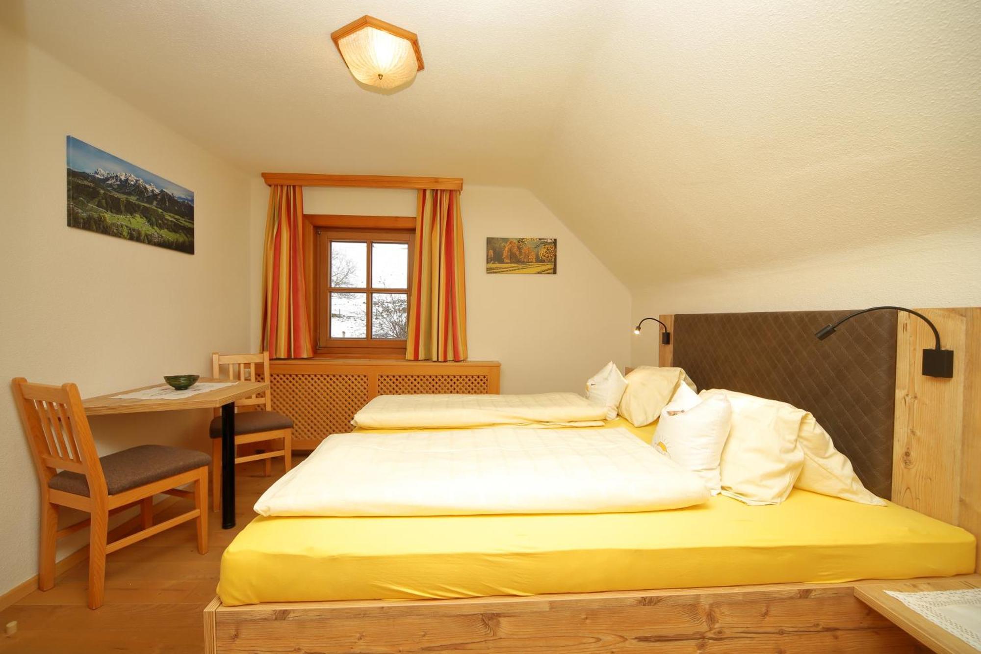 Linarhof Apartment Urlaub Am Bio Bauernhof Haus im Ennstal Exterior foto